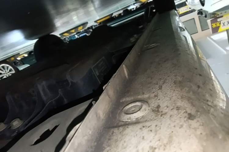 Used Wuling Hongguang MINIEV 2024 3rd Generation 215km Advanced Version Right Side Sill