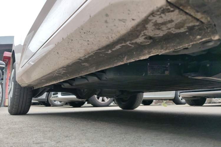 Used Wuling Hongguang MINIEV 2024 3rd Generation 215km Advanced Version Right Side Sill