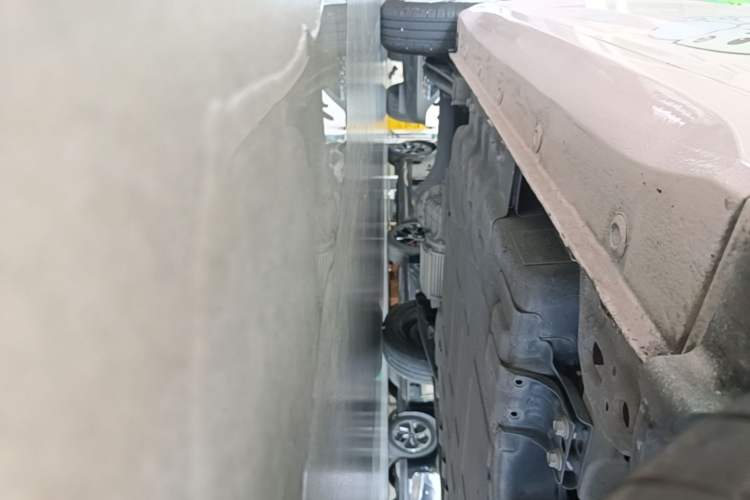Used Wuling Hongguang MINIEV 2024 3rd Generation 215km Advanced Version Right Side Sill