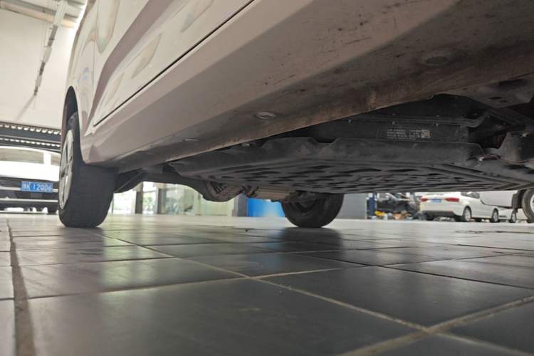 Used Wuling Hongguang MINIEV 2024 3rd Generation 215km Advanced Version Right Side Sill