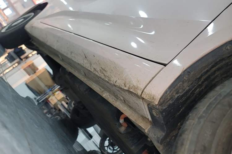 Used Wuling Hongguang MINIEV 2024 3rd Generation 170 km Right Side Sill
