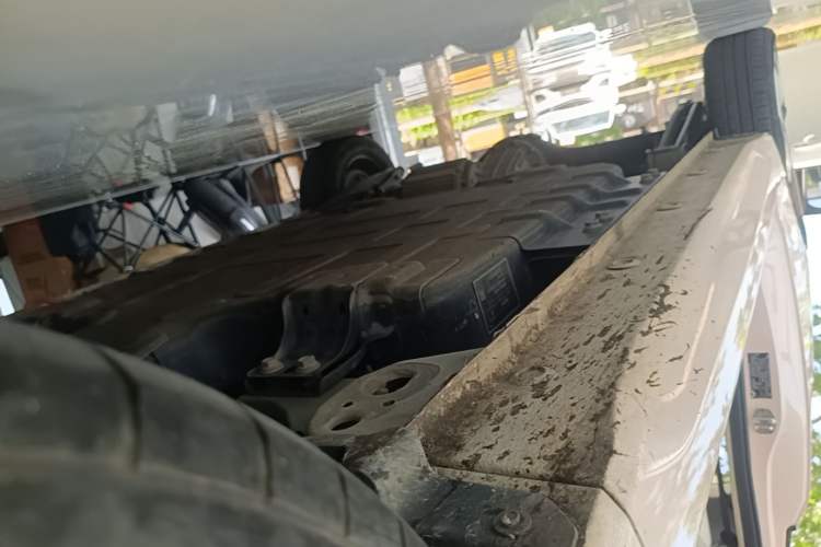 Used Wuling Hongguang MINIEV 2024 3rd Generation 215km Advanced Version Right Side Sill