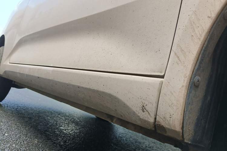 Used Wuling Hongguang MINIEV 2024 3rd Generation 215km Youth Edition Right Side Sill