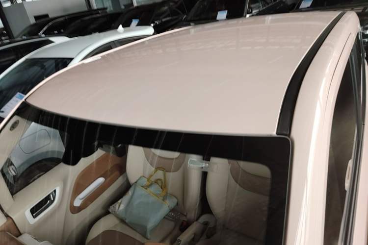 Used Wuling Hongguang MINIEV 2024 3rd Generation 215km Youth Edition Roof