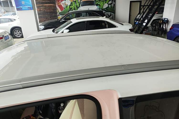 Used Wuling Hongguang MINIEV 2024 3rd Generation 215km Advanced Version Roof