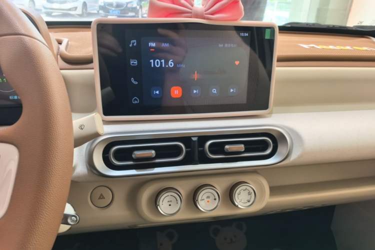 Used Wuling Hongguang MINIEV 2024 3rd Generation 215km Advanced Version Audio And AC Panel