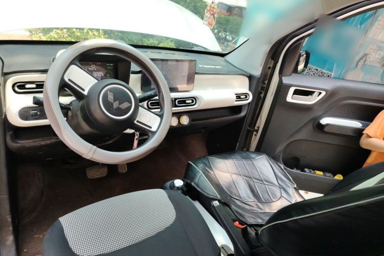 Used Wuling Hongguang MINIEV 2024 3rd Generation 215km Advanced Version Center Console