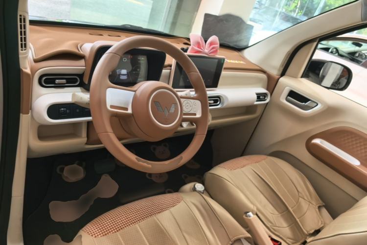 Used Wuling Hongguang MINIEV 2024 3rd Generation 215km Advanced Version Center Console