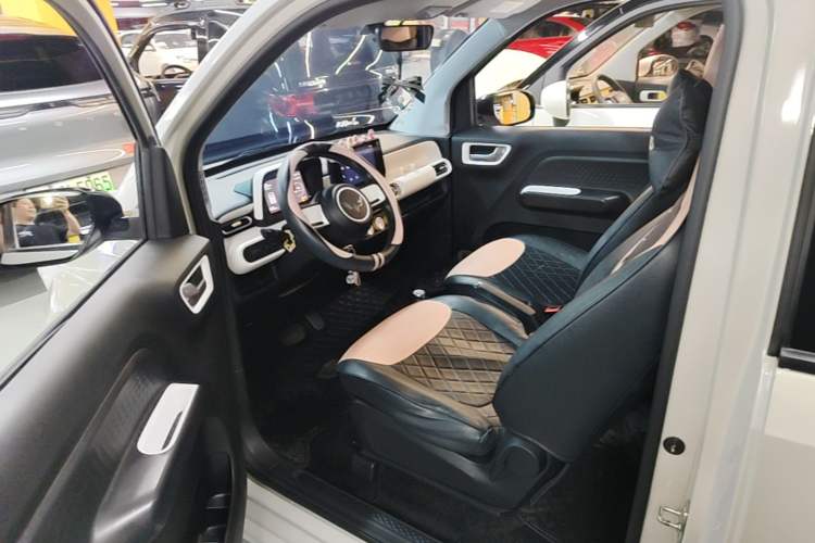 Used Wuling Hongguang MINIEV 2024 3rd Generation 170 km Driver Seat