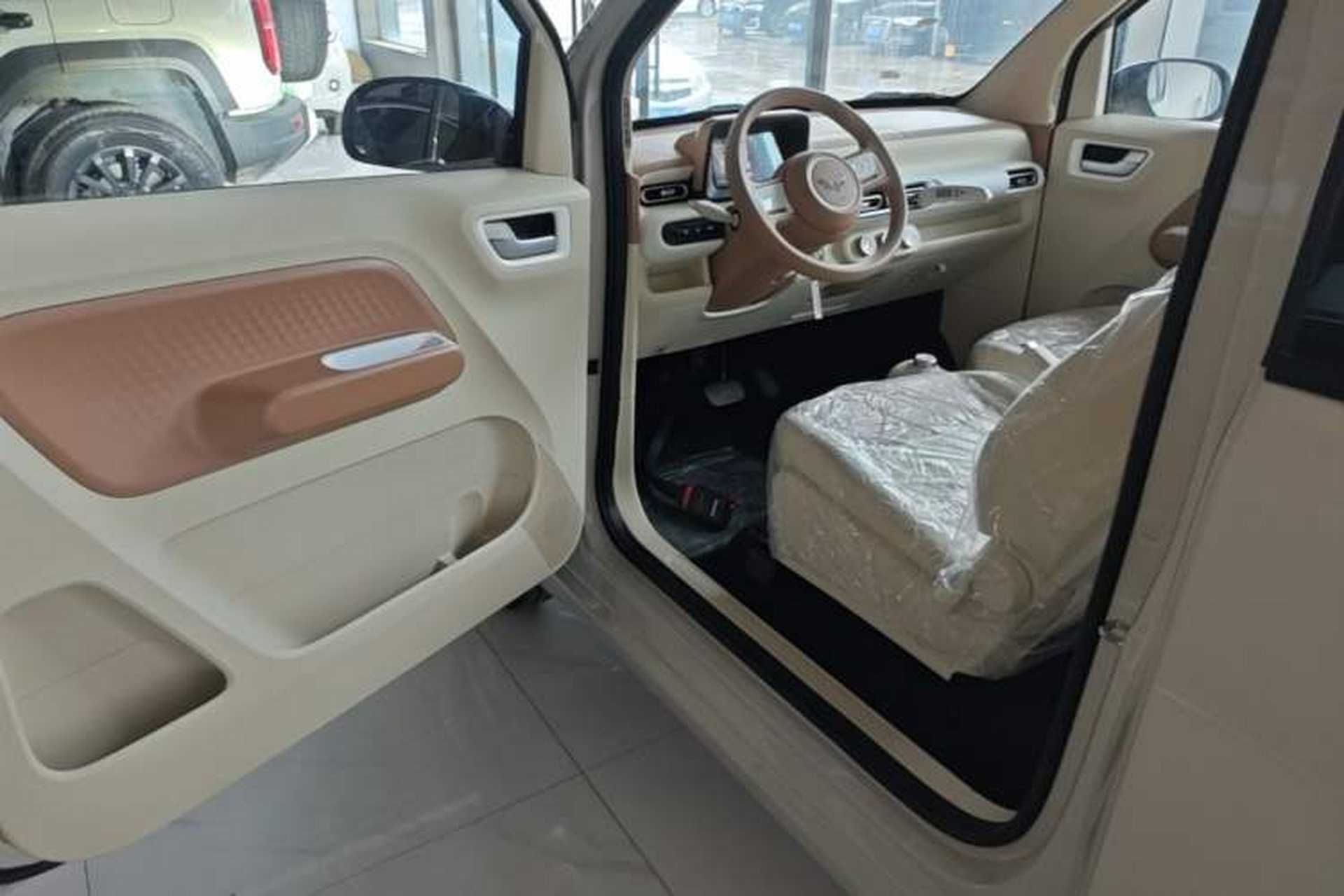 Used Wuling Hongguang MINIEV 2024 3rd Generation 215km Youth Edition Driver Seat