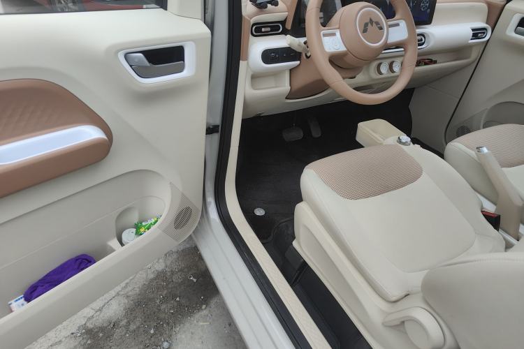 Used Wuling Hongguang MINIEV 2024 3rd Generation 215km Youth Edition Driver Seat
