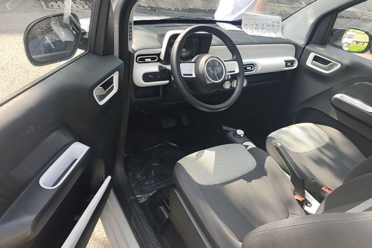 Used Wuling Hongguang MINIEV 2024 3rd Generation 215km Youth Edition Driver Seat