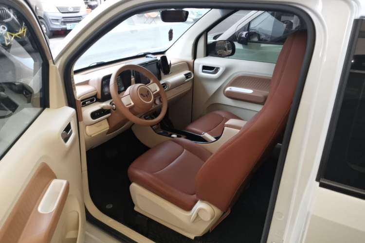 Used Wuling Hongguang MINIEV 2024 3rd Generation 215km Youth Edition Driver Seat