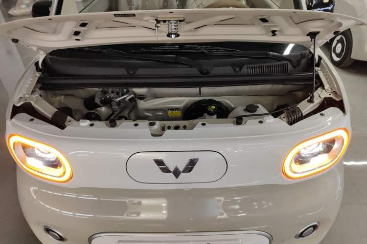Used Wuling Hongguang MINIEV 2024 3rd Generation 215km Youth Edition Engine Bay