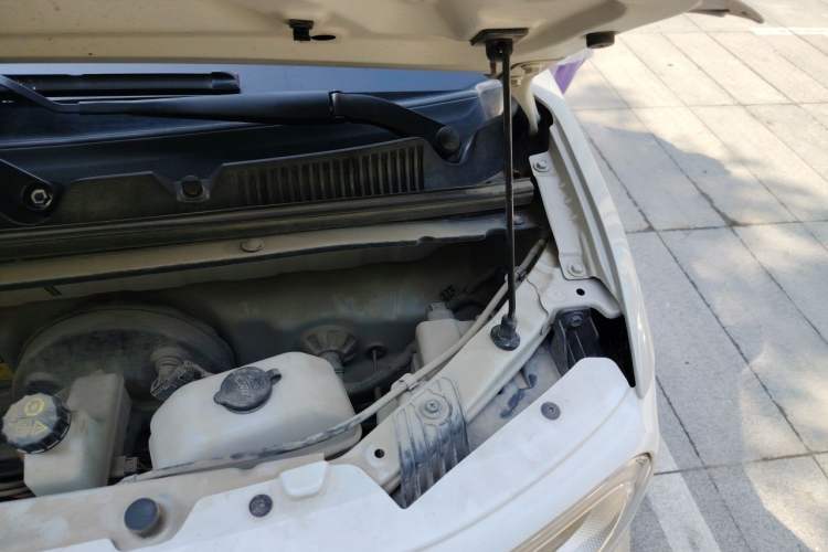 Used Wuling Hongguang MINIEV 2024 3rd Generation 215km Advanced Version Engine Bay Left