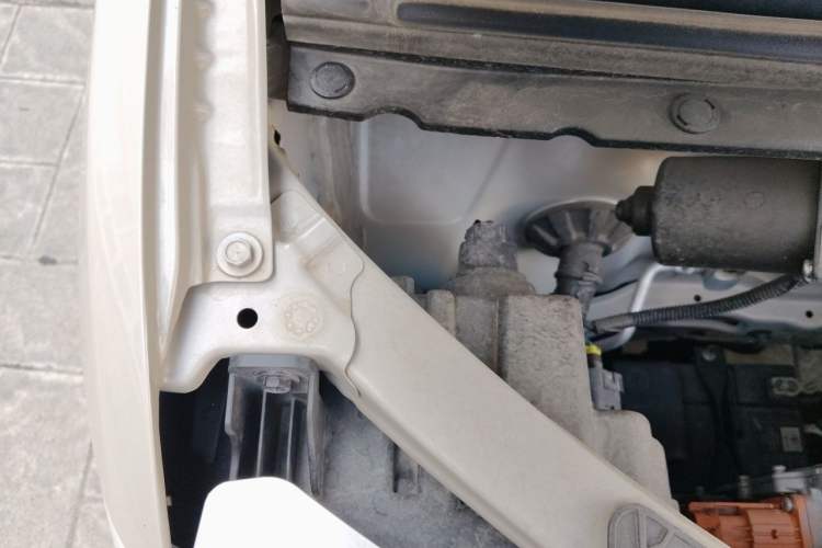 Used Wuling Hongguang MINIEV 2024 3rd Generation 215km Youth Edition Engine Bay Right
