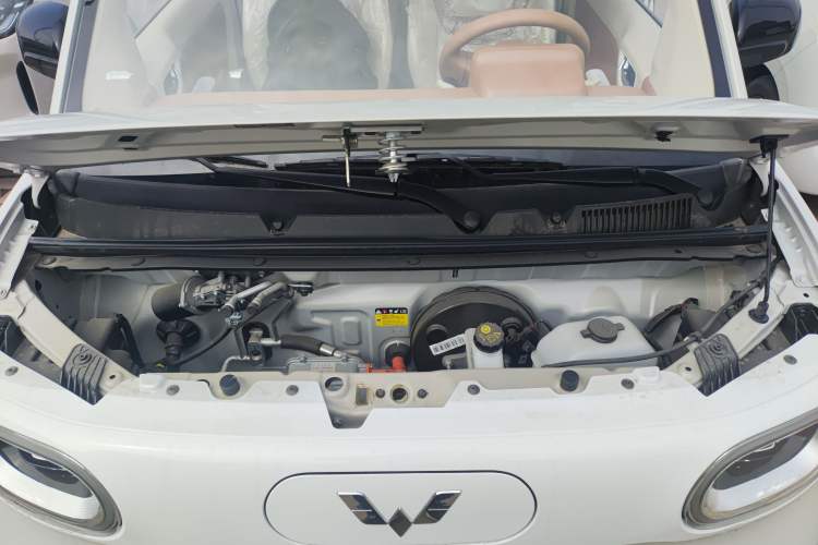 Used Wuling Hongguang MINIEV 2024 3rd Generation 215km Youth Edition Engine Bay