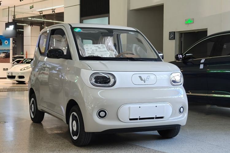 Used Wuling Hongguang MINIEV 2024 3rd Generation 215km Youth Edition Exterior 2