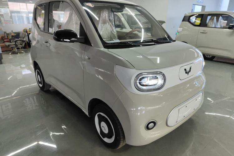 Used Wuling Hongguang MINIEV 2024 3rd Generation 215km Youth Edition Exterior 2