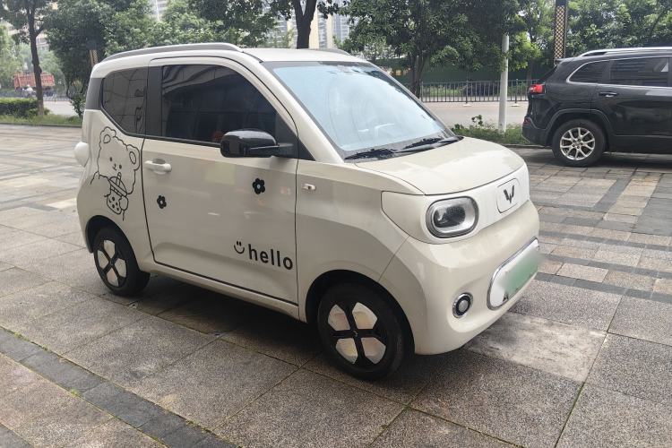 Used Wuling Hongguang MINIEV 2024 3rd Generation 215km Advanced Version Exterior 2