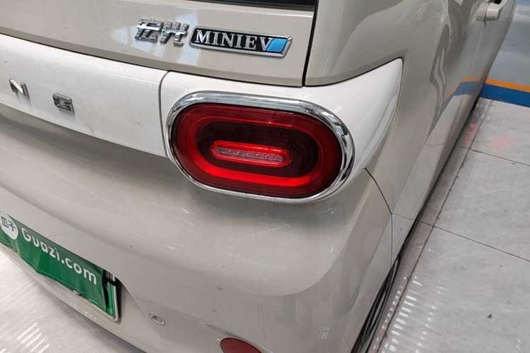 Used Wuling Hongguang MINIEV 2024 3rd Generation 170 km Exterior 3