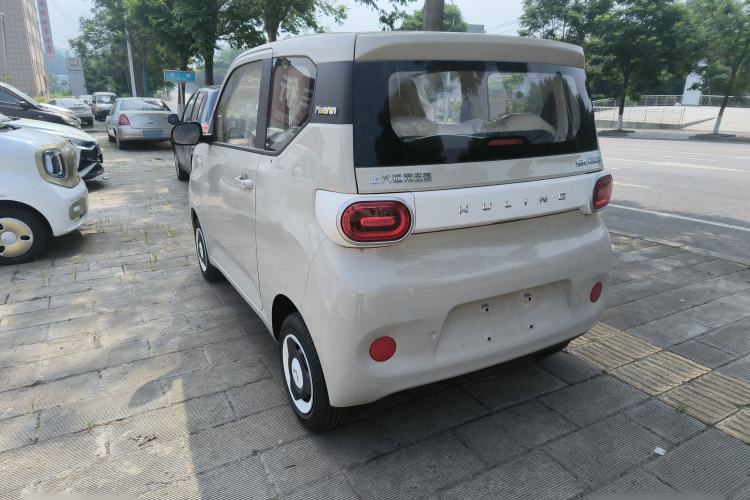 Used Wuling Hongguang MINIEV 2024 3rd Generation 215km Youth Edition Exterior 3