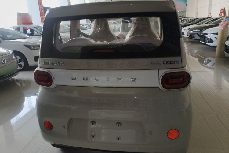 Used Wuling Hongguang MINIEV 2024 3rd Generation 215km Youth Edition Exterior 4