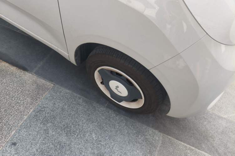 Used Wuling Hongguang MINIEV 2024 3rd Generation 215km Youth Edition Exterior 7