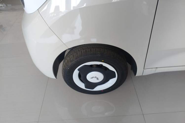 Used Wuling Hongguang MINIEV 2024 3rd Generation 215km Youth Edition Exterior 7