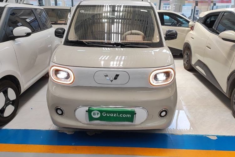 Used Wuling Hongguang MINIEV 2024 3rd Generation 170 km Front