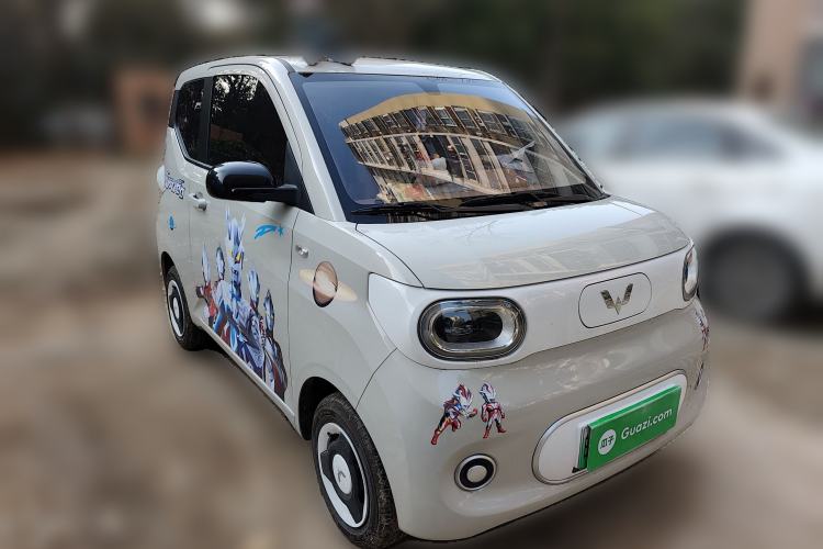 Used Wuling Hongguang MINIEV 2024 3rd Generation 215km Youth Edition Front Right 45 Deg