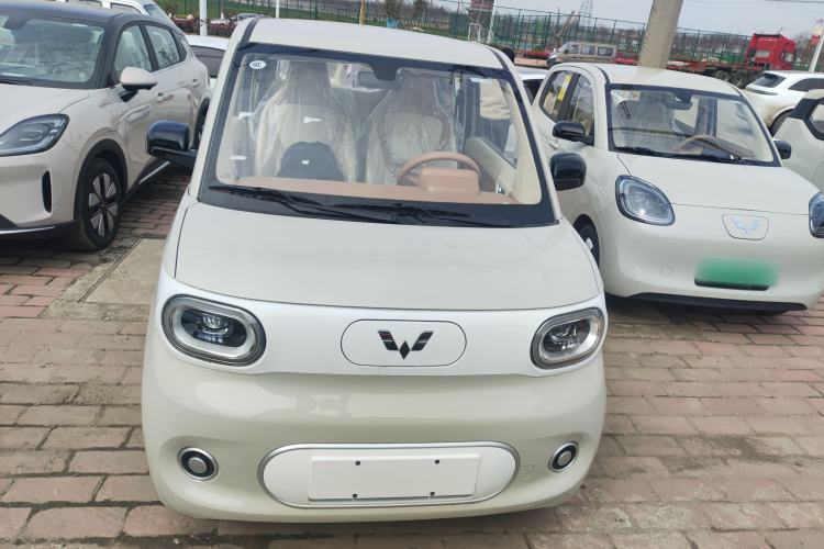 Used Wuling Hongguang MINIEV 2024 3rd Generation 215km Youth Edition Front