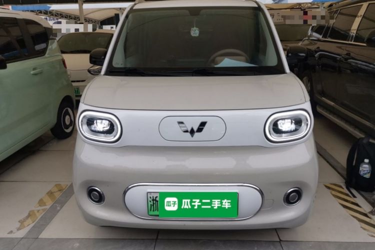 Used Wuling Hongguang MINIEV 2024 3rd Generation 215km Youth Edition Front