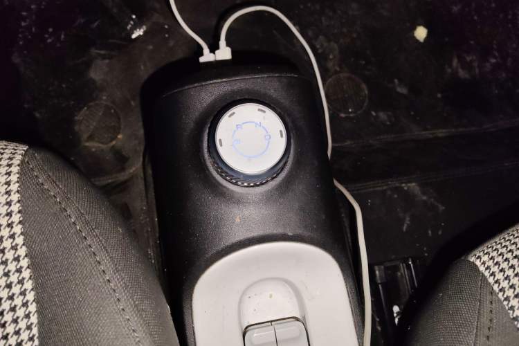 Used Wuling Hongguang MINIEV 2024 3rd Generation 215km Youth Edition Gear Lever