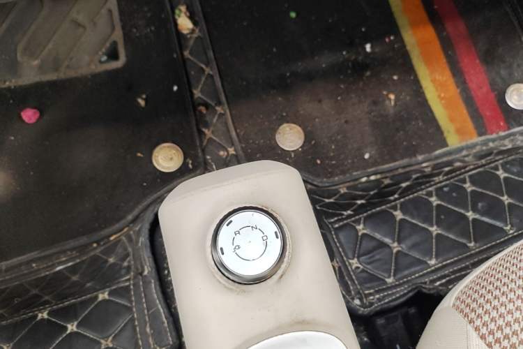 Used Wuling Hongguang MINIEV 2024 3rd Generation 170 km Gear Lever