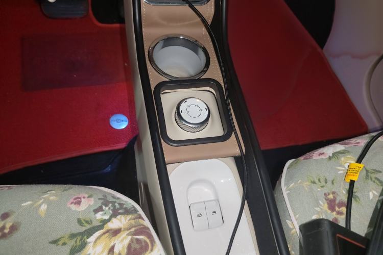 Used Wuling Hongguang MINIEV 2024 3rd Generation 215km Youth Edition Gear Lever