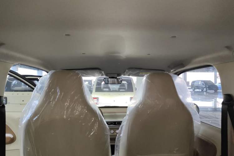 Used Wuling Hongguang MINIEV 2024 3rd Generation 215km Youth Edition Headliner