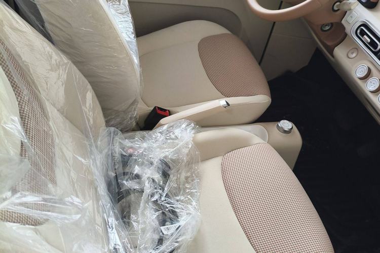 Used Wuling Hongguang MINIEV 2024 3rd Generation 215km Youth Edition Interior 1