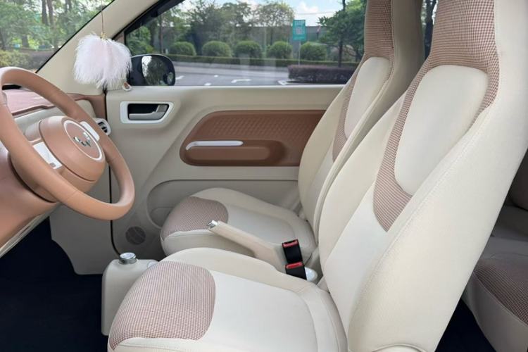 Used Wuling Hongguang MINIEV 2024 3rd Generation 215km Youth Edition Interior 2