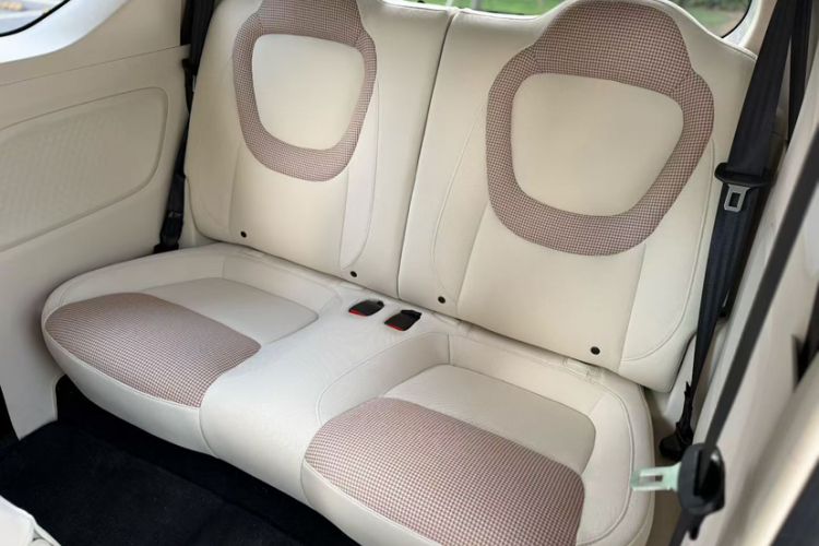 Used Wuling Hongguang MINIEV 2024 3rd Generation 215km Youth Edition Interior 3