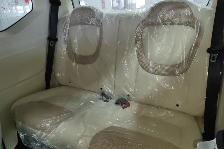 Used Wuling Hongguang MINIEV 2024 3rd Generation 215km Youth Edition Interior 4