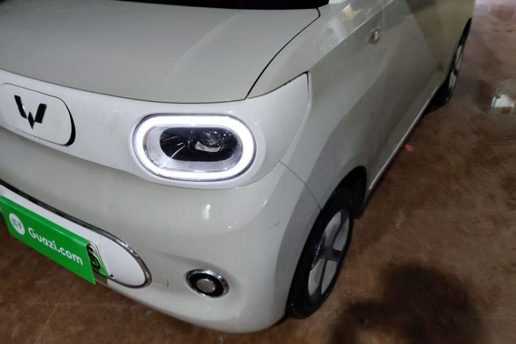 Used Wuling Hongguang MINIEV 2024 3rd Generation 215km Youth Edition Left Front Headlight