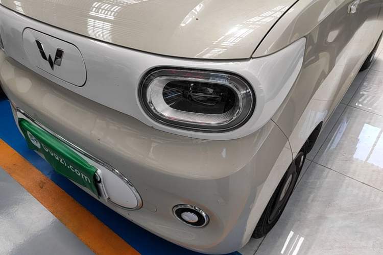 Used Wuling Hongguang MINIEV 2024 3rd Generation 170 km Left Front Headlight