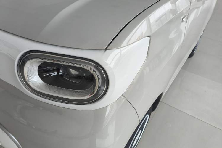 Used Wuling Hongguang MINIEV 2024 3rd Generation 215km Youth Edition Left Front Headlight