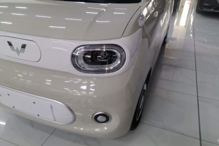 Used Wuling Hongguang MINIEV 2024 3rd Generation 215km Youth Edition Left Front Headlight