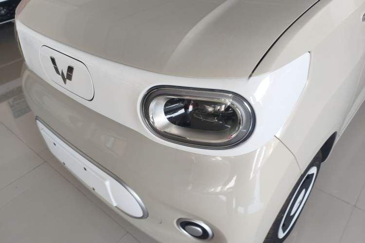 Used Wuling Hongguang MINIEV 2024 3rd Generation 215km Youth Edition Left Front Headlight