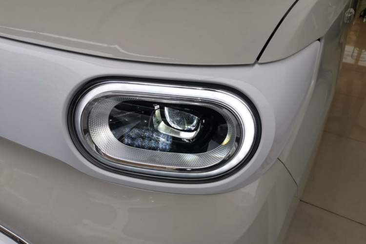 Used Wuling Hongguang MINIEV 2024 3rd Generation 215km Youth Edition Left Front Headlight