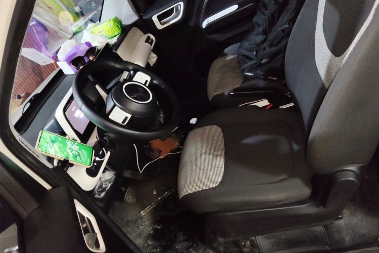 Used Wuling Hongguang MINIEV 2024 3rd Generation 215km Youth Edition Left Front Seat