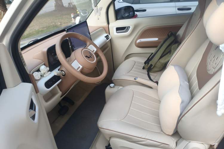 Used Wuling Hongguang MINIEV 2024 3rd Generation 215km Youth Edition Left Front Seat