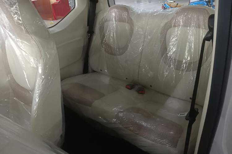Used Wuling Hongguang MINIEV 2024 3rd Generation 215km Youth Edition Left Rear Seat